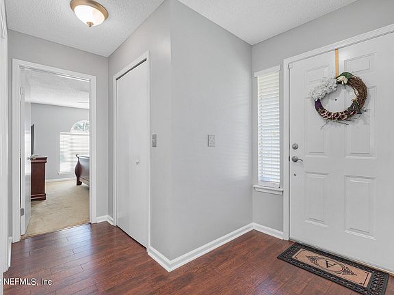 4th image of 8821 Chambore Dr