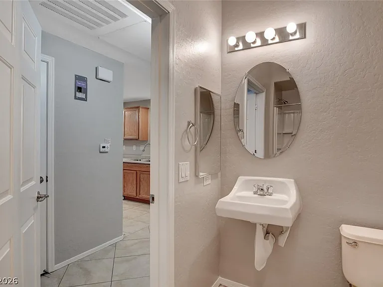 6868 Sky Pointe Dr #1078 — Photo 30