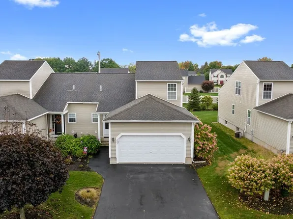 5087 Minuteman Ln, Liverpool, NY 13088