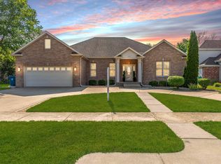 7230 Bell St, Schererville, IN 46375