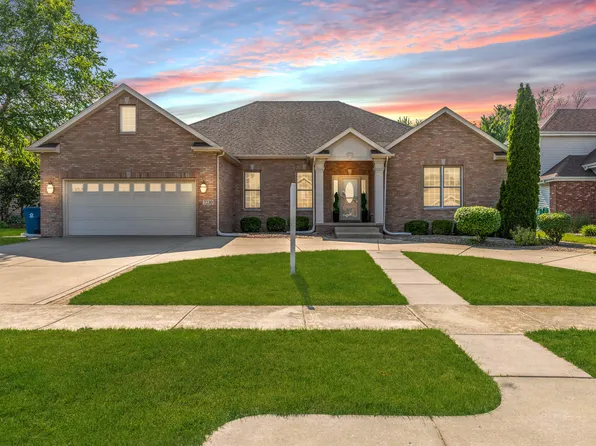 7230 Bell St, Schererville, IN 46375