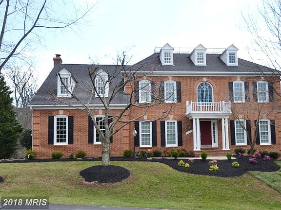 2nd image of 43399 Turnberry Isle Ct
