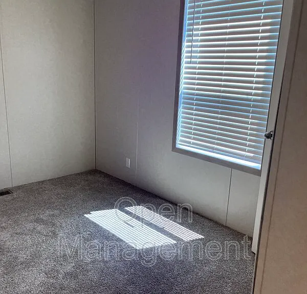 1901 1st St #56 — Photo 5