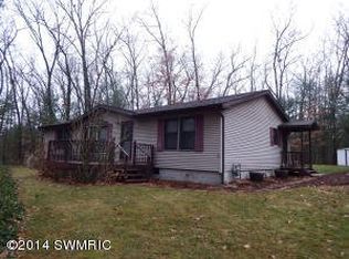13383 State Rd, Nunica, MI 49448