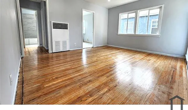 2 bed, 950 sqft, $2,888 — Photo 2