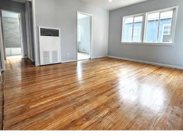 4076 Leimert Blvd, Los Angeles, CA 90008