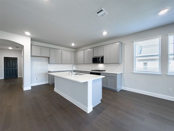 6th image of this home