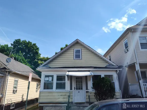 71 S Ward St, New Brunswick, NJ 08901