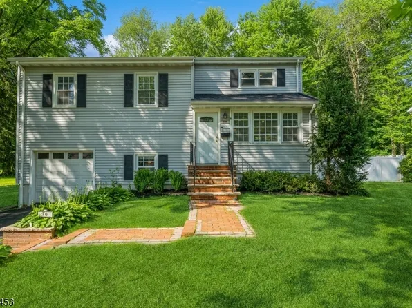 76 W Valley View Dr, Morristown Town, NJ 07960