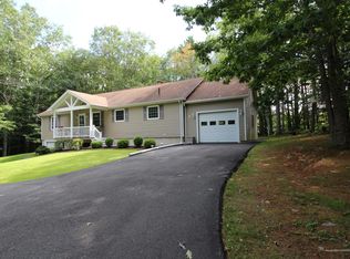 4 Woodsville Ln, Belfast, ME 04915