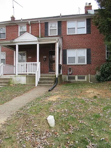 1013 Saint Dunstans Rd Photo 1