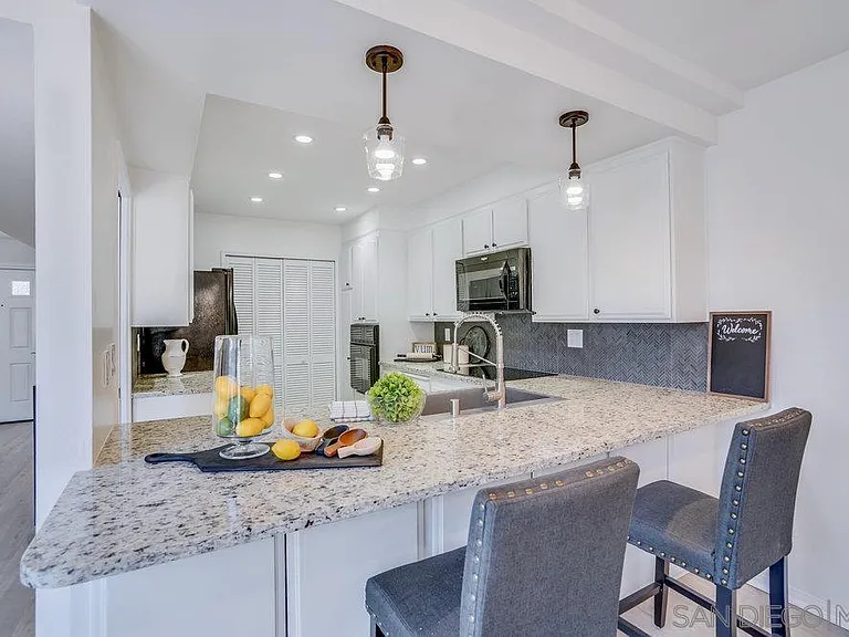 5356 Mount Alifan Dr — Photo 16
