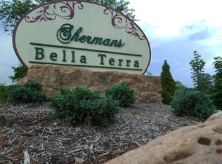 Bella Terra Drive, Shermansdale, PA 17090