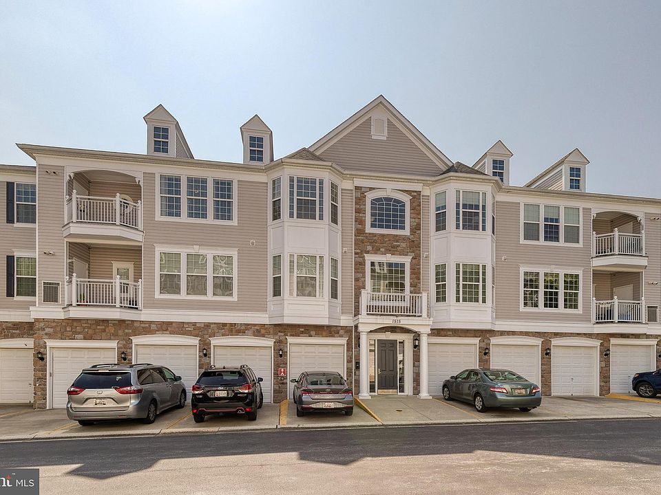 1st image of 1515 Enyart Way Unit 303