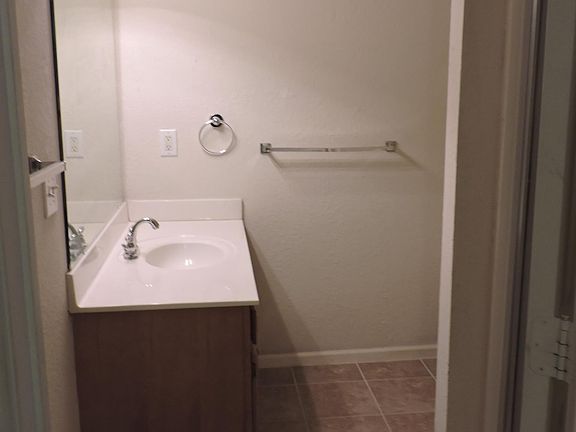 4th image of 4300 Carmel Forest Dr