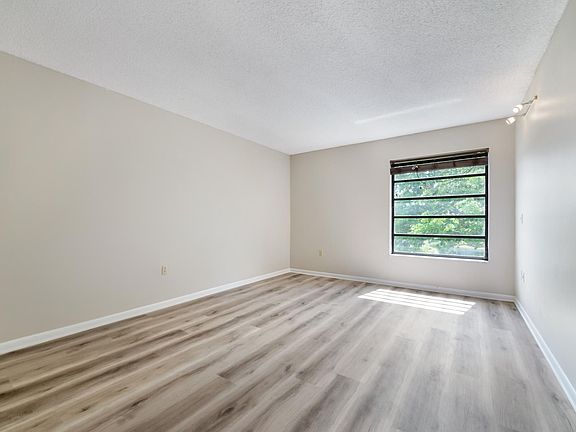 3rd image of 1300 SW 122nd Ave #412