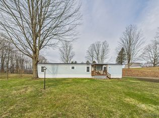 11533 Black Lock Rd, Naples, NY 14512