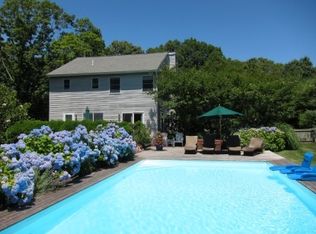 2 Neighborhood Dr, East Hampton, NY 11937