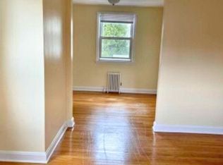 351 Gilbert St, Ridgewood, NJ 07450