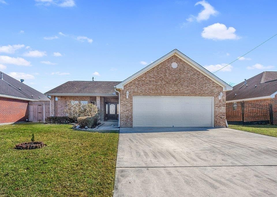 1st image of 3179 Williamsburg Ln