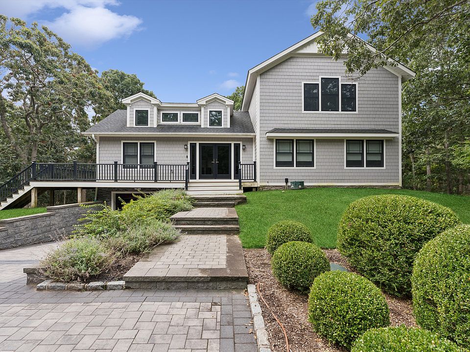 1st image of 7 Sycamore Ln