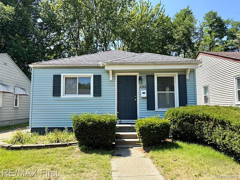 3345 Horton St — Photo 1