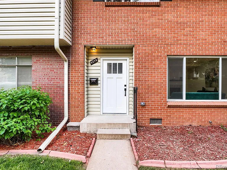 9276 E Mansfield Ave — Photo 3