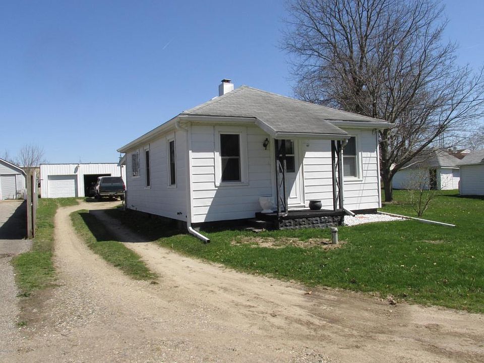 1st image of 5913 Willoughby Dr