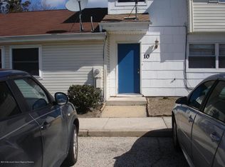 10 Potomac Ave, Barnegat, NJ 08005