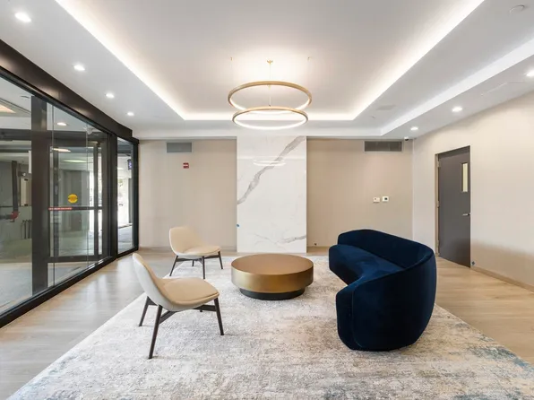 700 Grove Street image 16 of 18