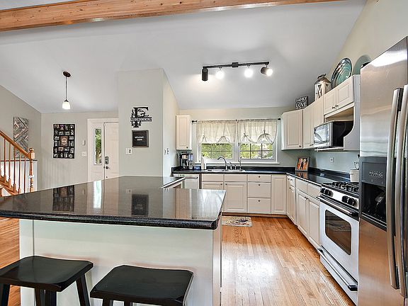 4th image of 20352 S Graceland Ln