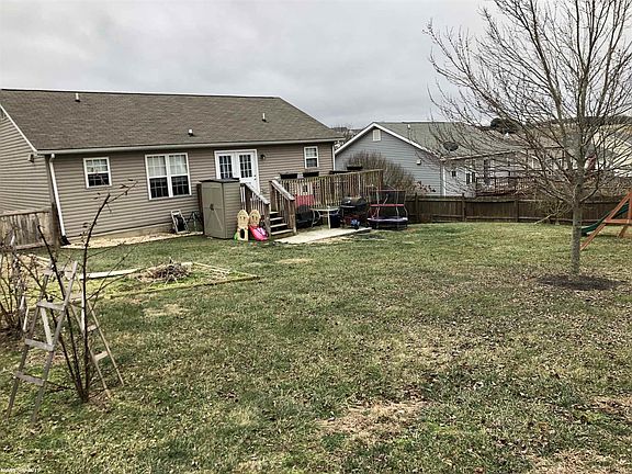 5th image of 45 Camellia Ln NW