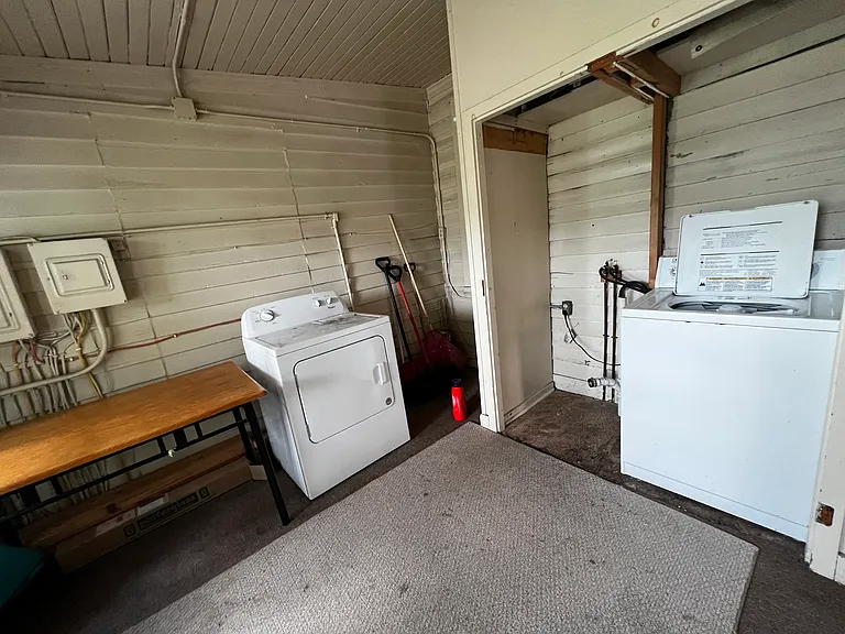 419 E Wabasha St — Photo 13