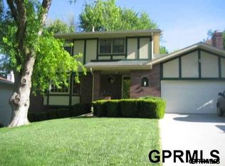 15006 Cedar Cir, Omaha, NE 68144