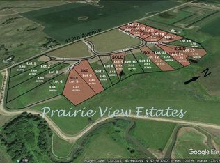 Cedar Ridge Cir, Mitchell, SD 57301