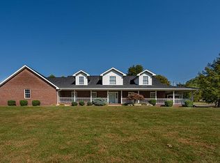 1610 Gregory Ln, Jasper, IN 47546