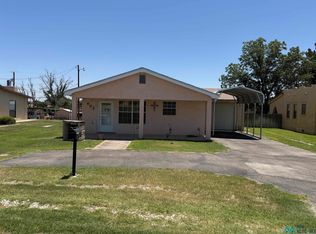 402 N 12th St, Carlsbad, NM 88220