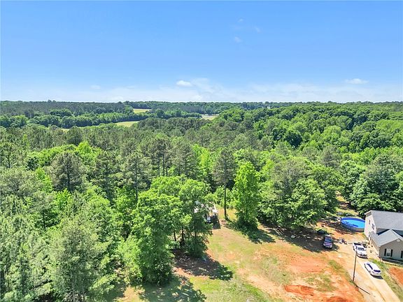 5th image of 154 Yellow Pine Dr