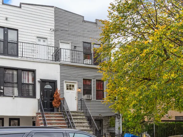 662 Jefferson Place image 1 of 15