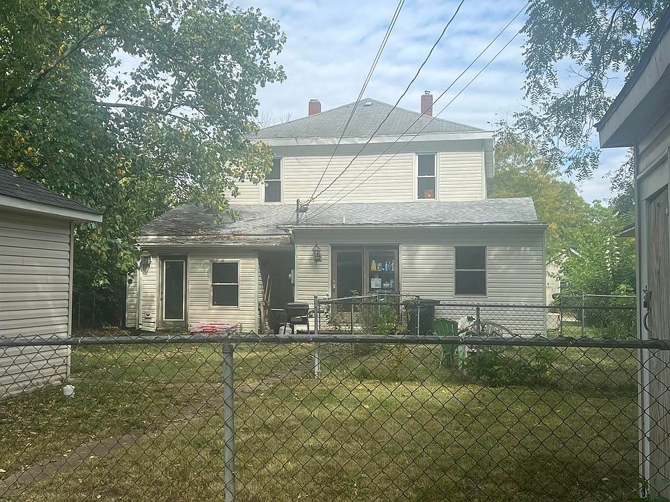 2nd image of 1415 Morton St