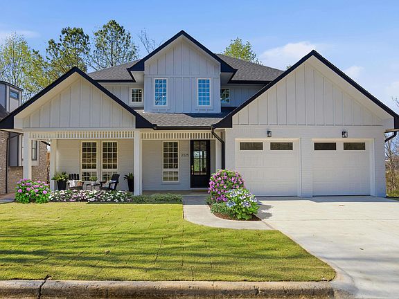 2nd image of 2325 Huntington Ridge Rd