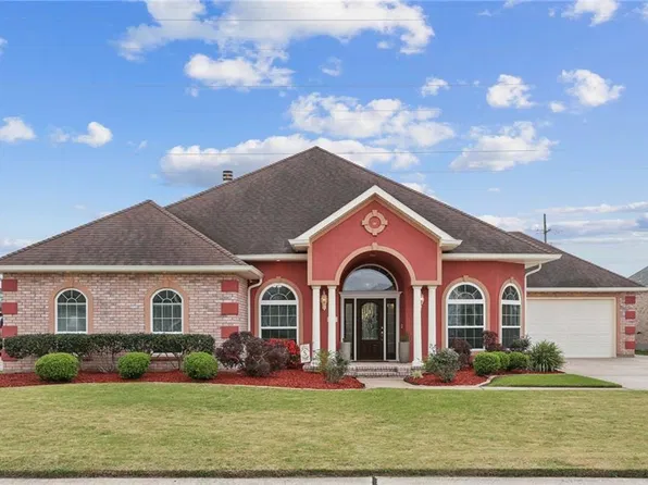 3430 Bridgewater Dr, Harvey, LA 70058