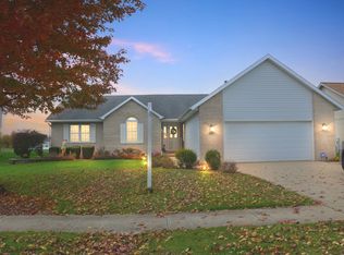 1347 Derby Dr, Bourbonnais, IL 60914