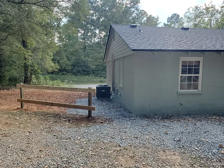 2217 Martintown Rd — Photo 11