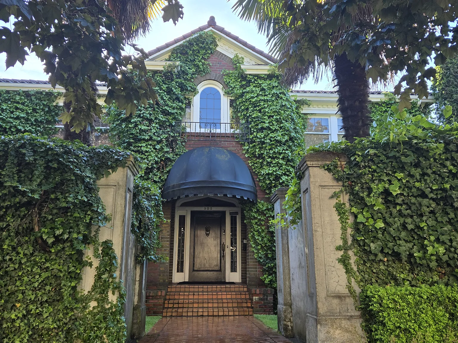 1 bed, 700 sqft, $2,850 — Photo 1
