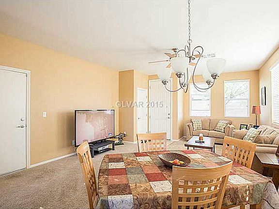 3rd image of 10495 Masons Creek St