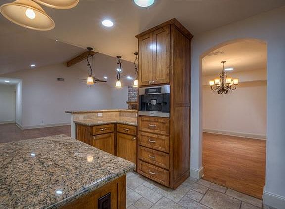 4th image of 3415 Rain Forest Dr
