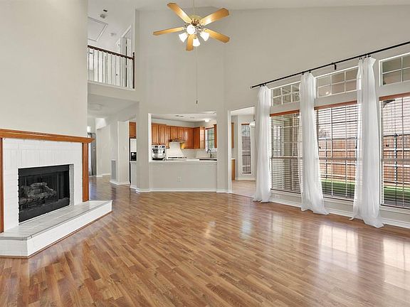 5th image of 609 Huntington Ln