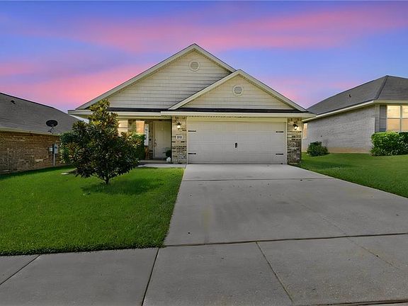 2nd image of 16184 Trace Dr