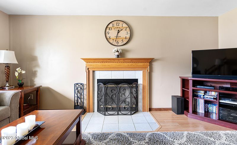 5th image of 430 8th Avenue